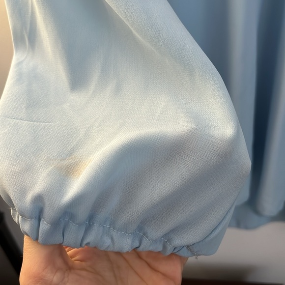 Leo Rosi Powder Blue Flowy Cocktail Dress with Long Sleeve, Slit Sleeves - Picture 4 of 7